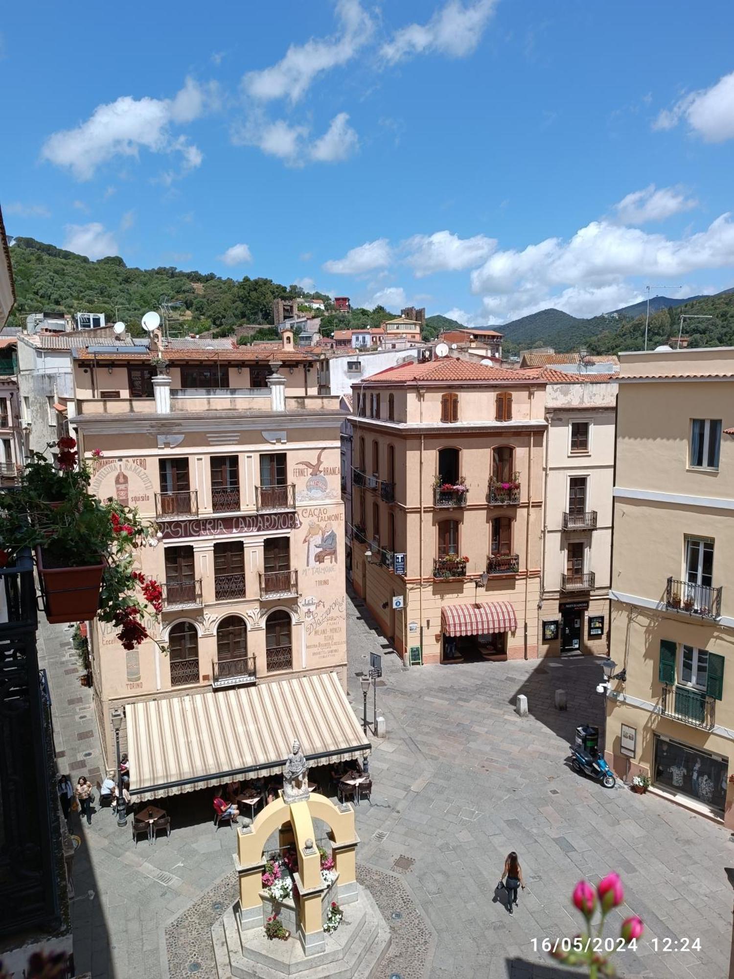 Vico Nobilioni Hotel Iglesias Kültér fotó